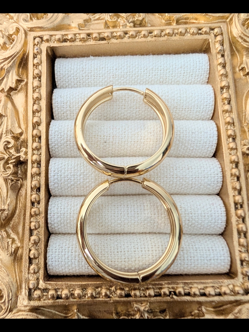 Classic Gold Hoop Earrings - 18 Gold Plated 0.98" Gold Hoop Huggie Earrings ⚜️